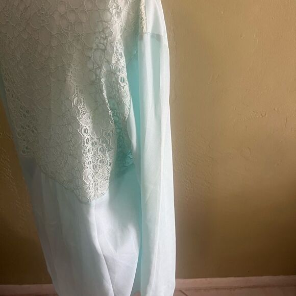 The Limited Green Fitted Mandarin Collar Blouse - Picture 4 of 5